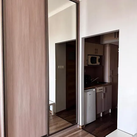 Xo Parliament * Βαρσοβία